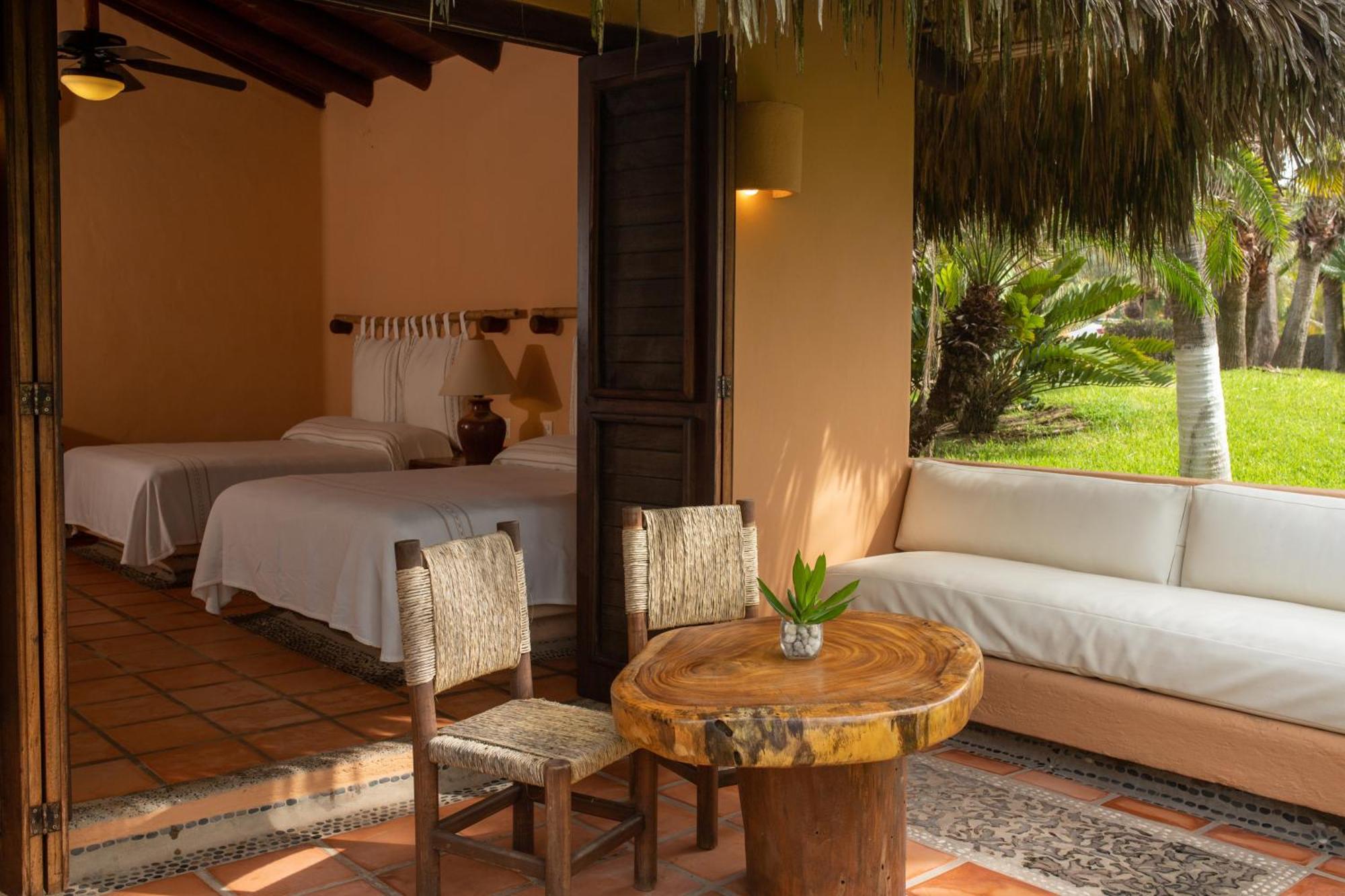 Puertas Paraiso Hotel Boutique Zihuatanejo Exterior photo