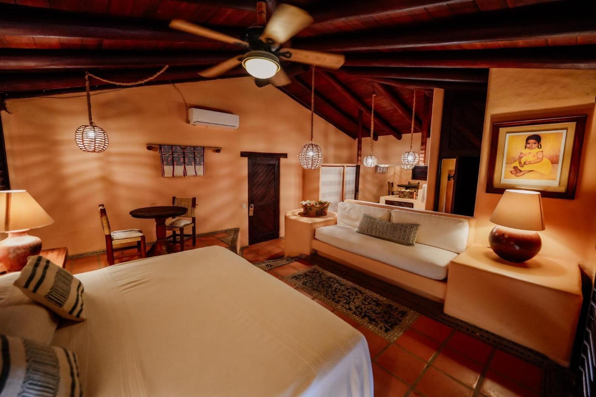 Puertas Paraiso Hotel Boutique Zihuatanejo Exterior photo